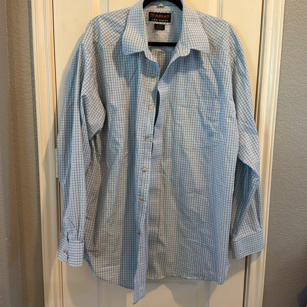 Men’s Ariat Long Sleeve Shirt